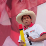 Presidente Castillo renuncia al partido Perú Libre